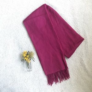 NWOT** Naturally Knotty Scarf